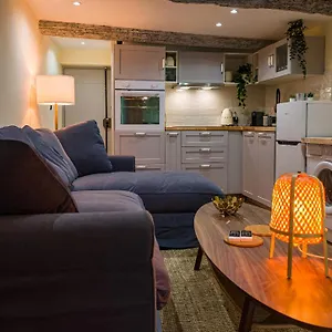 Vieille Neuf Et Cosy, Deux Chambres, 6 Couchages Apartment Nice